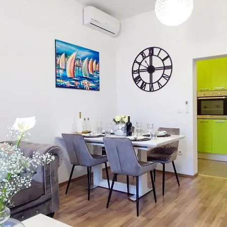 Apartamento Donat &